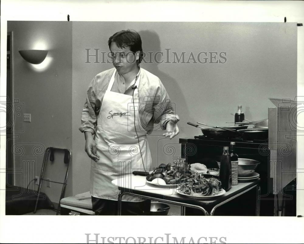 1988 Press Photo Wolfgang Puck&#39;s Best Ingredients Seminar - 608 - Historic Images