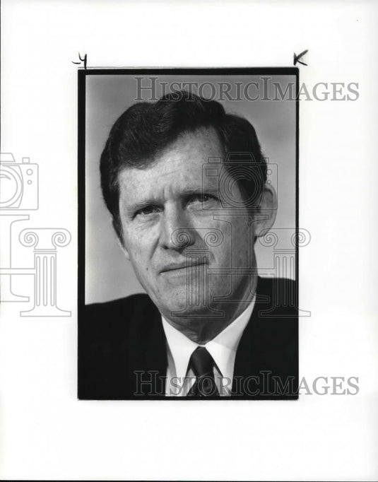 1987 Press Photo Thomas M. Lynch - Historic Images