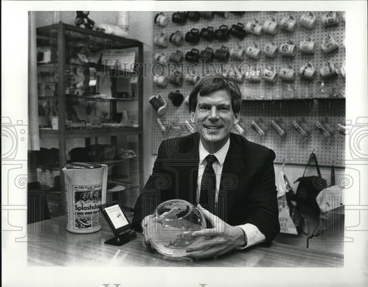 1988 Press Photo Richard Polster of the Spectron - Historic Images