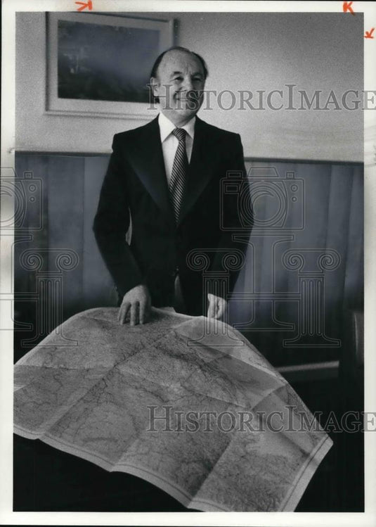 1980 Press Photo Stanley Lenardic Yugoslavia Consul General - Historic Images