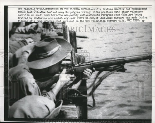1962 Press Photo Guerrilla Trainee in Rifle Practice in Florida - Historic Images