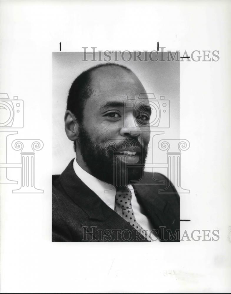 1988 Press Photo Larry McBee, candidate for 9th ward council seat - Historic Images