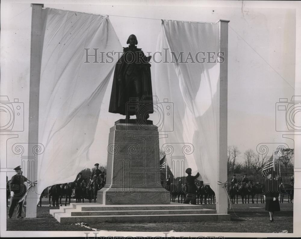 1938 Press Photo Statue of Gen. Artemas Ward, Washington, D.C. - Historic Images