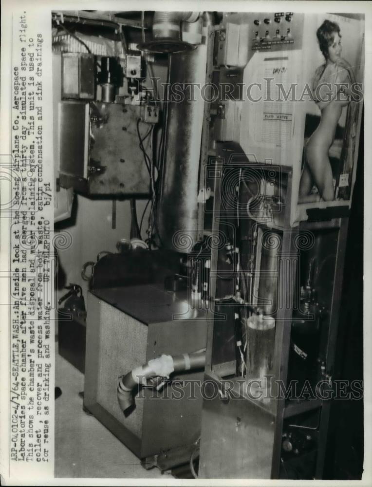 1964 Press Photo Inside look at Boeing Airplane Co. Aerospace Labs - Historic Images