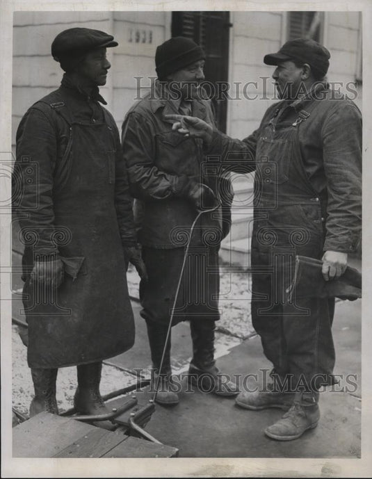 1948 Press Photo of L-R: Willie Thomas, Edward Singleton, and Jack Smith - Historic Images