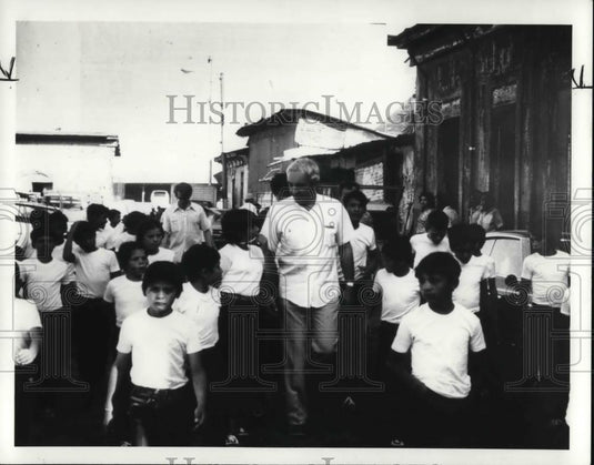 1983 Press Photo Reverend Kenneth C. Myers - Historic Images