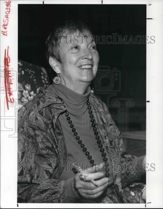 1989 Press Photo Author Madeline L Engle at St. Paul's Church - Historic Images