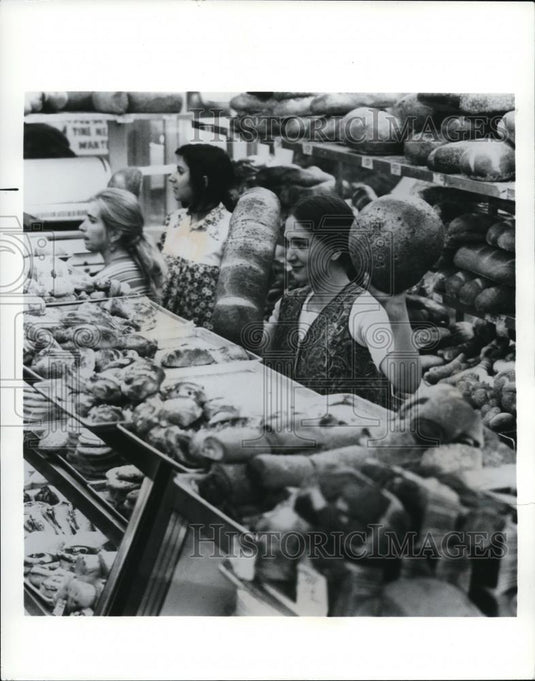 Press Photo The Kensington market in Canada - Historic Images