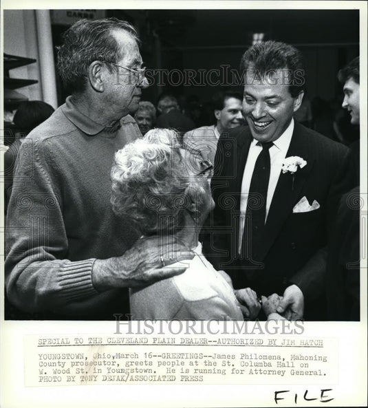 1990 Press Photo James Philomena, Mahoning County prosecutor at St. Columba Hall - Historic Images