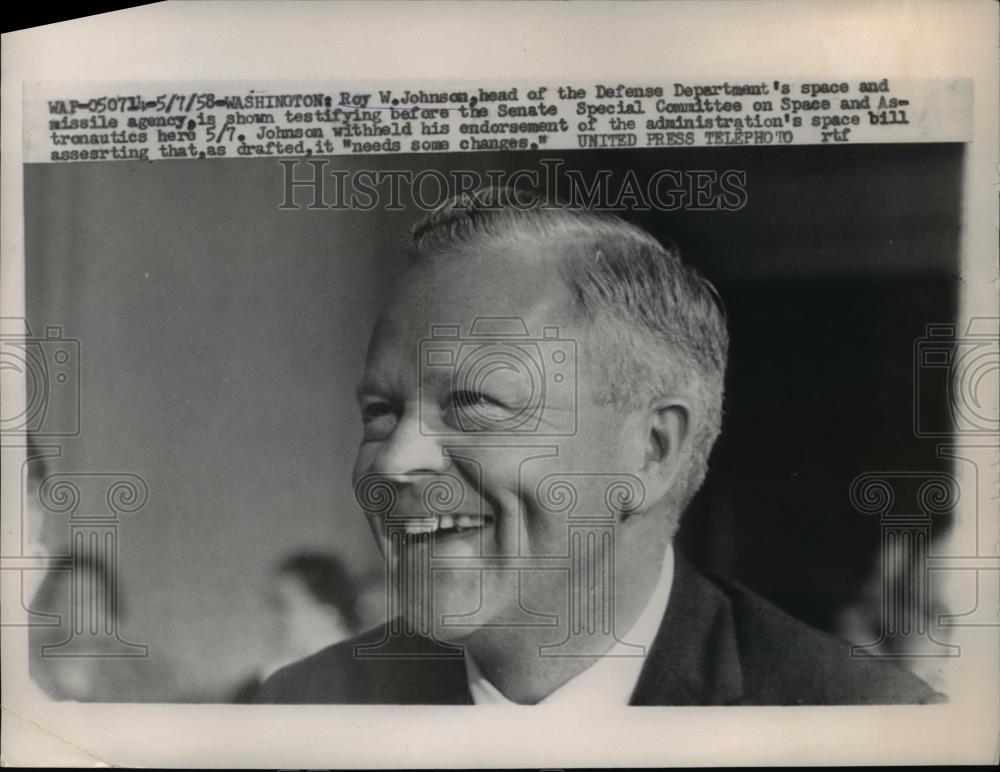 1958 Press Photo Pentagon Space Director Roy Johnson testifying before Senate - Historic Images