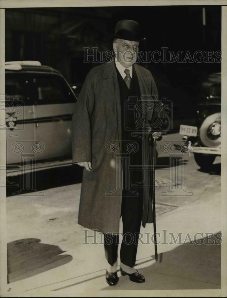 1935 Press Photo Mr Oliver Harriman Arriving at Temple - Historic Images