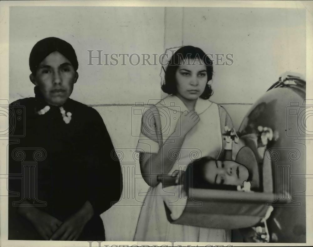 1938 Press Photo Mrs. Mabel Lee, Dora Adams and Mazbah Lee - Historic Images