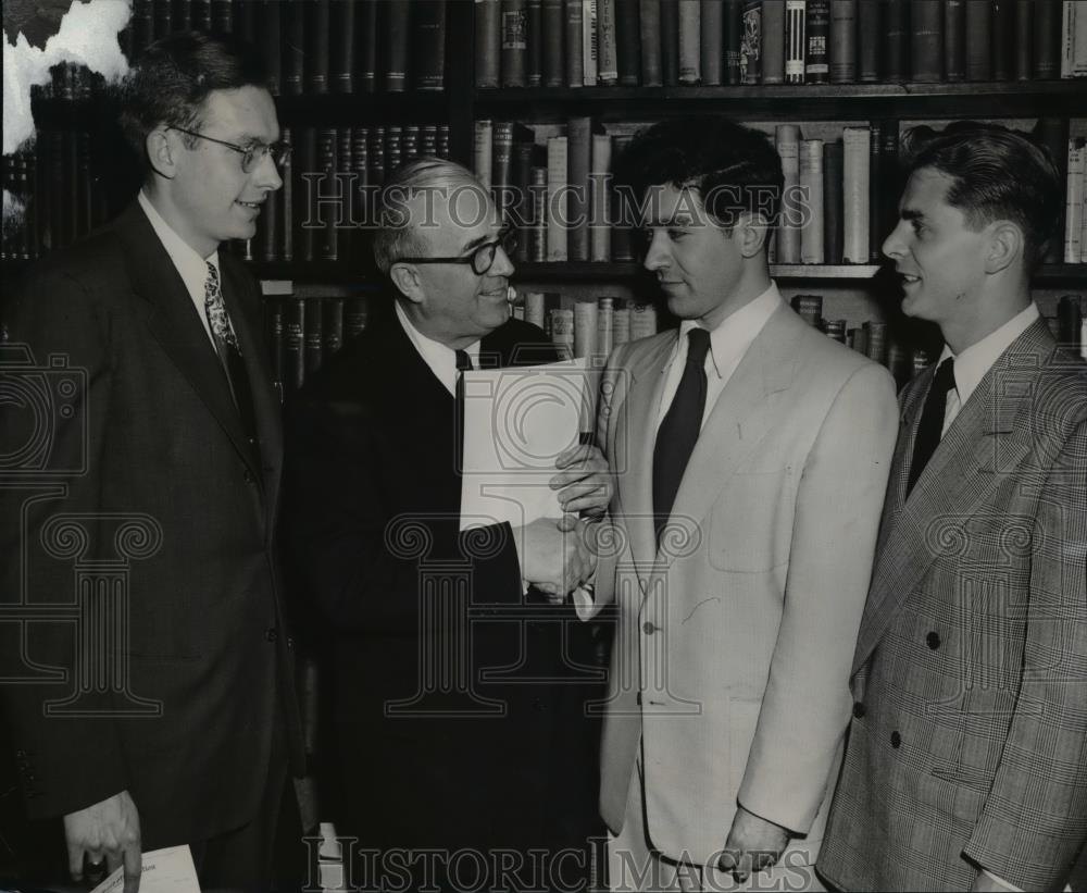 1950 Press Photo Donald Shras Benjamin Bills John Howard and John Hetarg - Historic Images