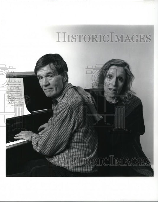 1993 Press Photo Jack Riley and Barbara Eda-Young in The House of Blue Leaves - Historic Images