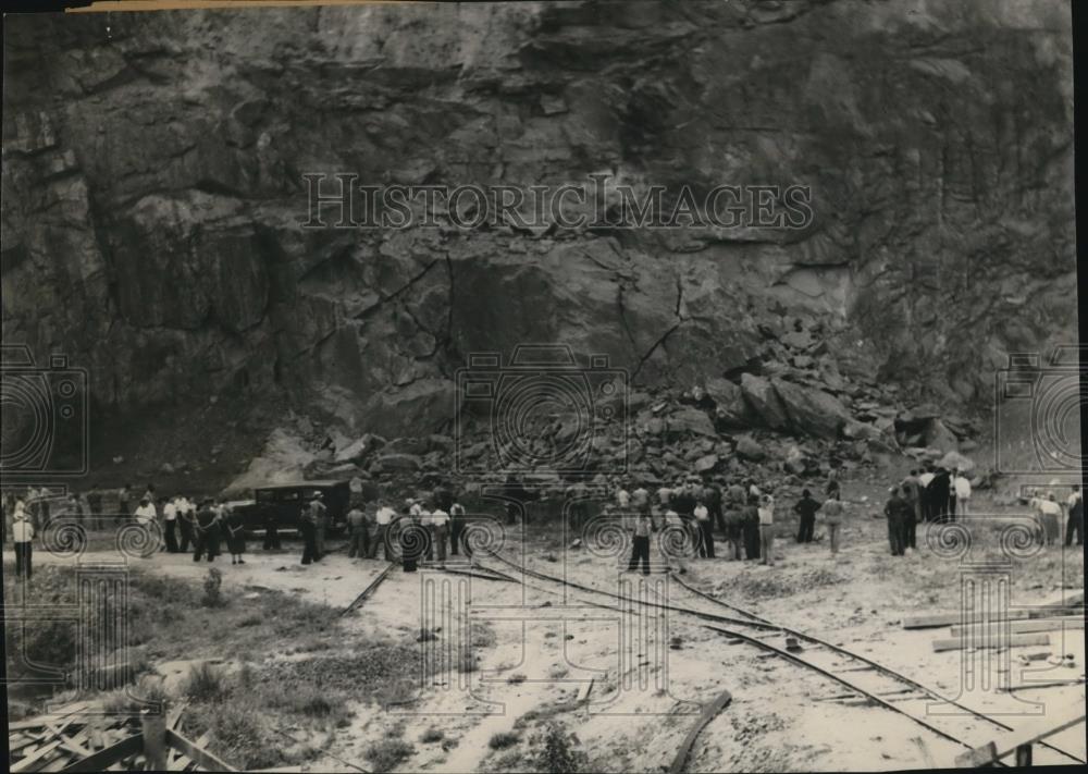 1938 Press Photo Quarry explosion killed 5 at Ashville Quarry Co - Historic Images