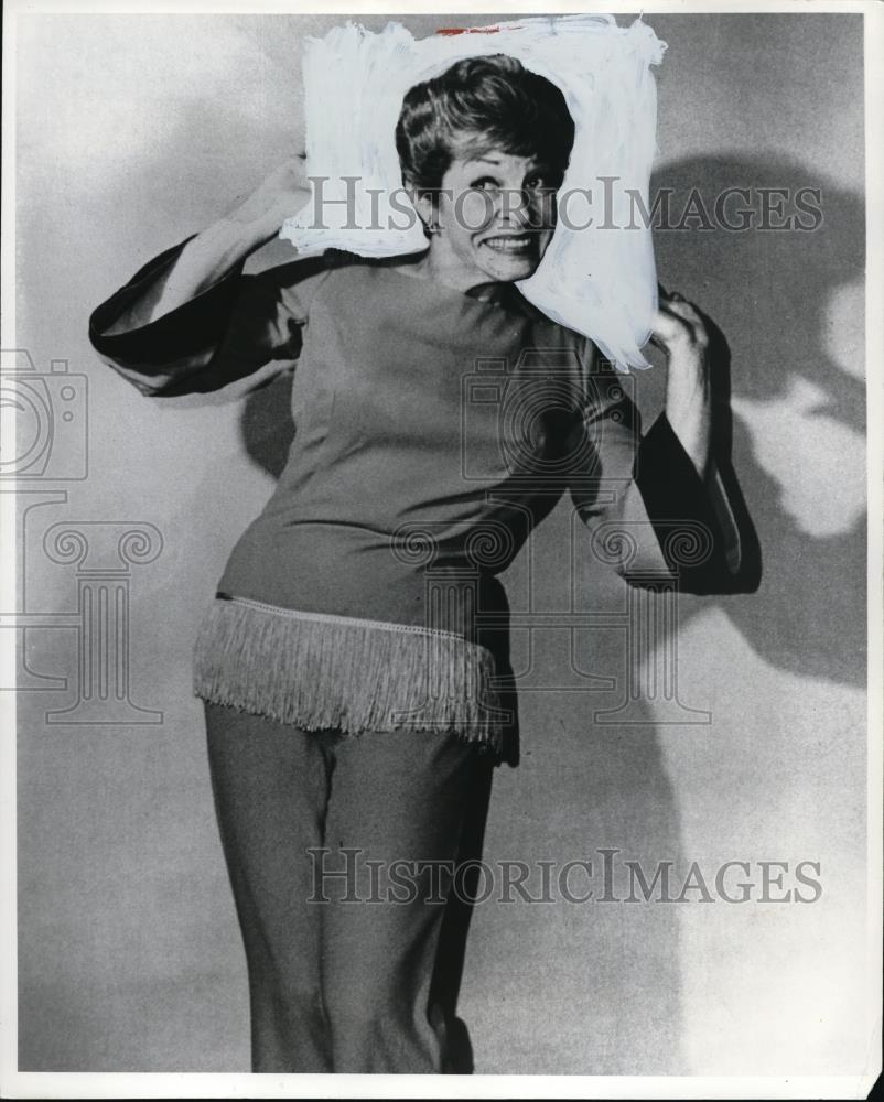 1977 Press Photo Martha Raye - Historic Images