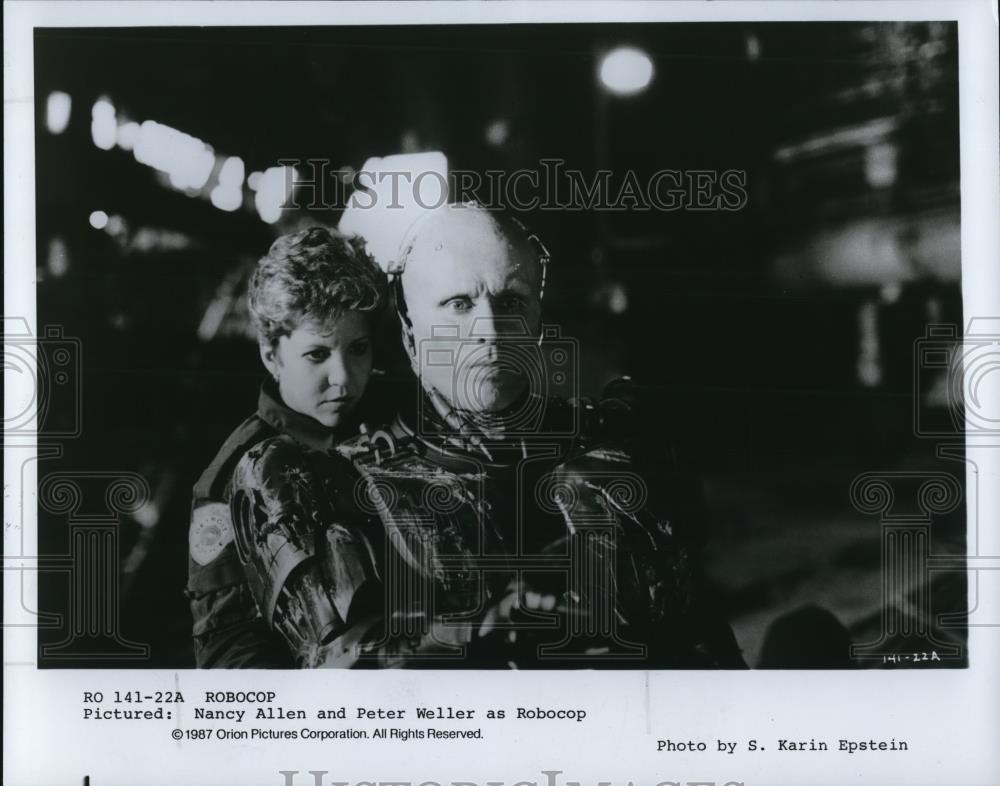 1987 Press Photo Nancy Allen &amp; Peter Weller in Robocop - cvp50710 - Historic Images