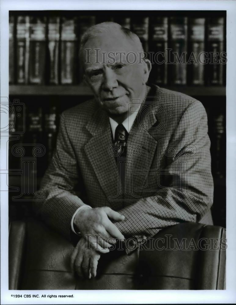 1996 Press Photo Ray Walston in Picket Fences - cvp70572 - Historic Images