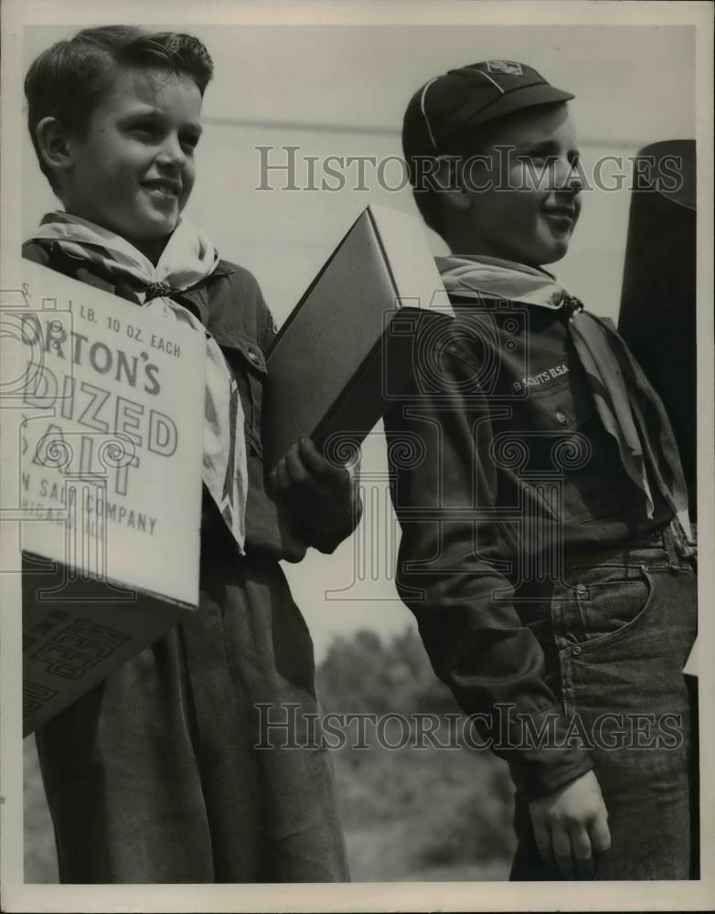 1949 Press Photo Cub Scouts David Ziegler, James Palgleish - Historic Images