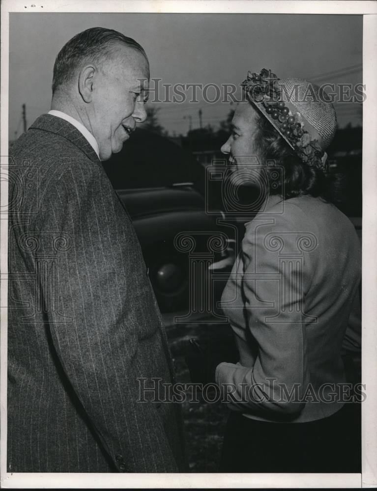 1948 Press Photo Wash DC Sec of State George C Marshall & daughter in law - Historic Images