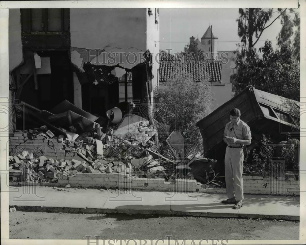 1942 Press Photo La Calif runaway truck crash killed a woman - Historic Images