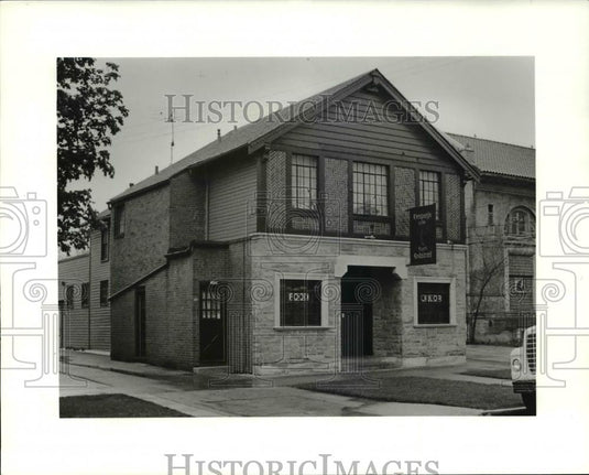 1985 Press Photo Remodeled Home at 1109 Starkweather - Historic Images
