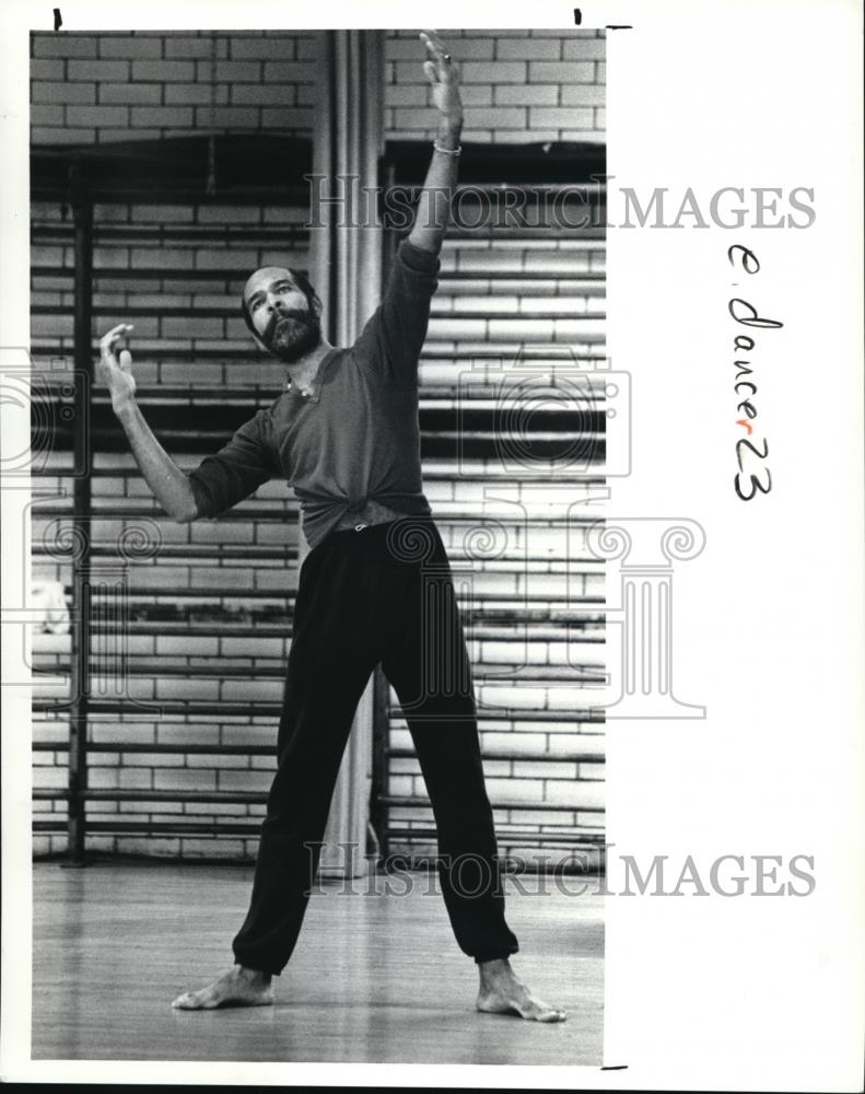 1991 Press Photo Clay TaliaFerro Dance choreographer. - cva51566 - Historic Images