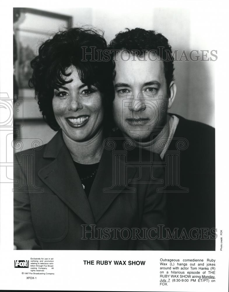 1997 Press Photo Tom Hanks on The Ruby Wax Show - cvp73264 - Historic Images