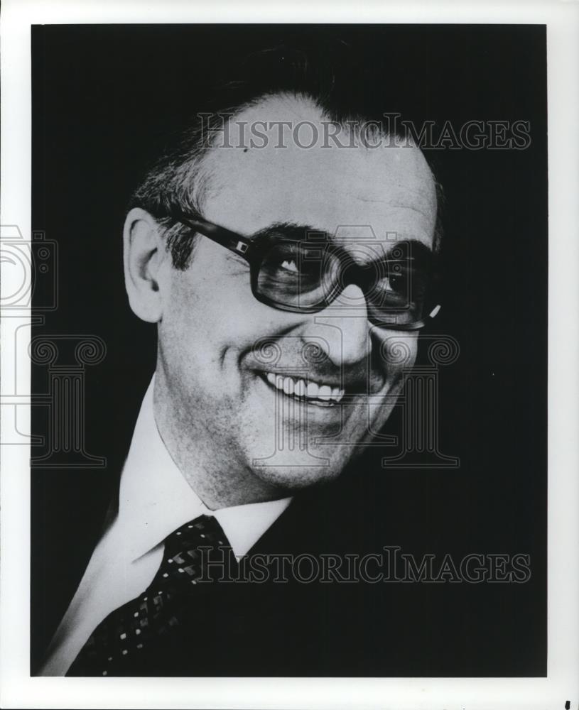1987 Press Photo Paolo Montarsolo, bass - Historic Images