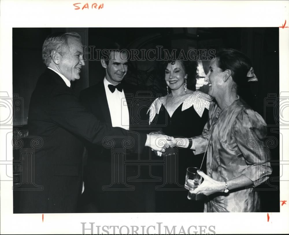 1990 Press Photo Dr. William Kiser, James Ross, Jean Kiser &amp; Sara Ross - Historic Images