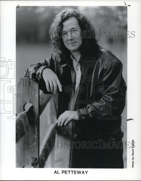 1997 Press Photo Al Petteway - cvp49458 - Historic Images