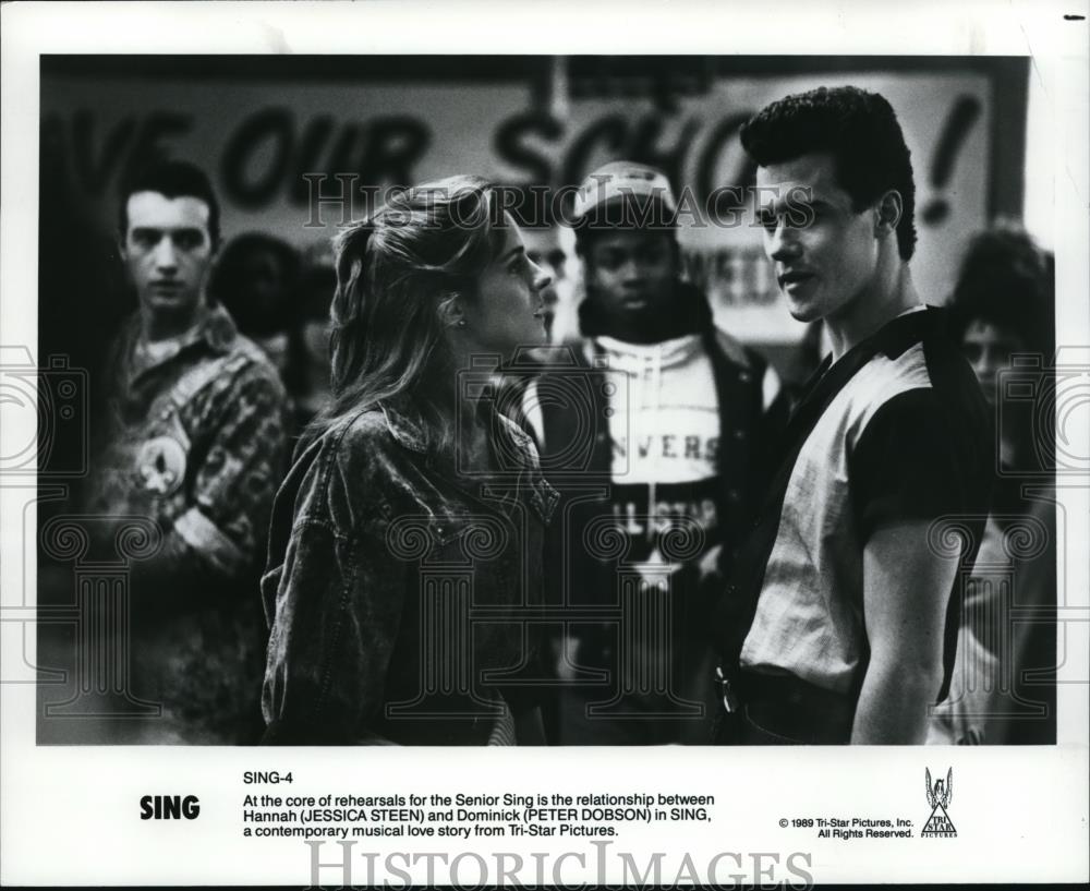 1989 Press Photo Jessica Steen and Peter Dobson star in Sing - cvp42813 - Historic Images