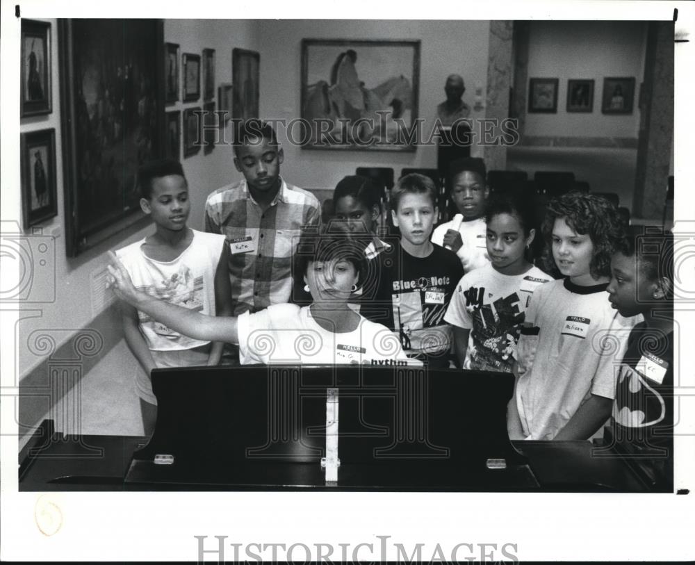 1989 Press Photo Music class in Butler Institute of American Art - cva54228 - Historic Images