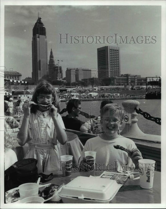 1991 Press Photo Alison Slaby & Michael Lapp at Rib Burn off festival - Historic Images