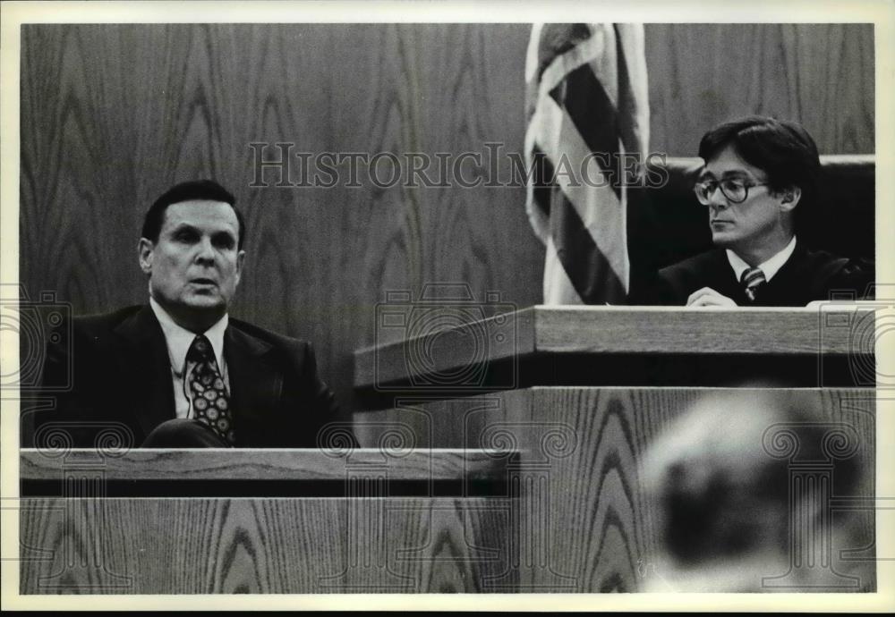 1979 Press Photo Judge Richard J. M. Monagle with Parma Police Chief F. Szabo - Historic Images