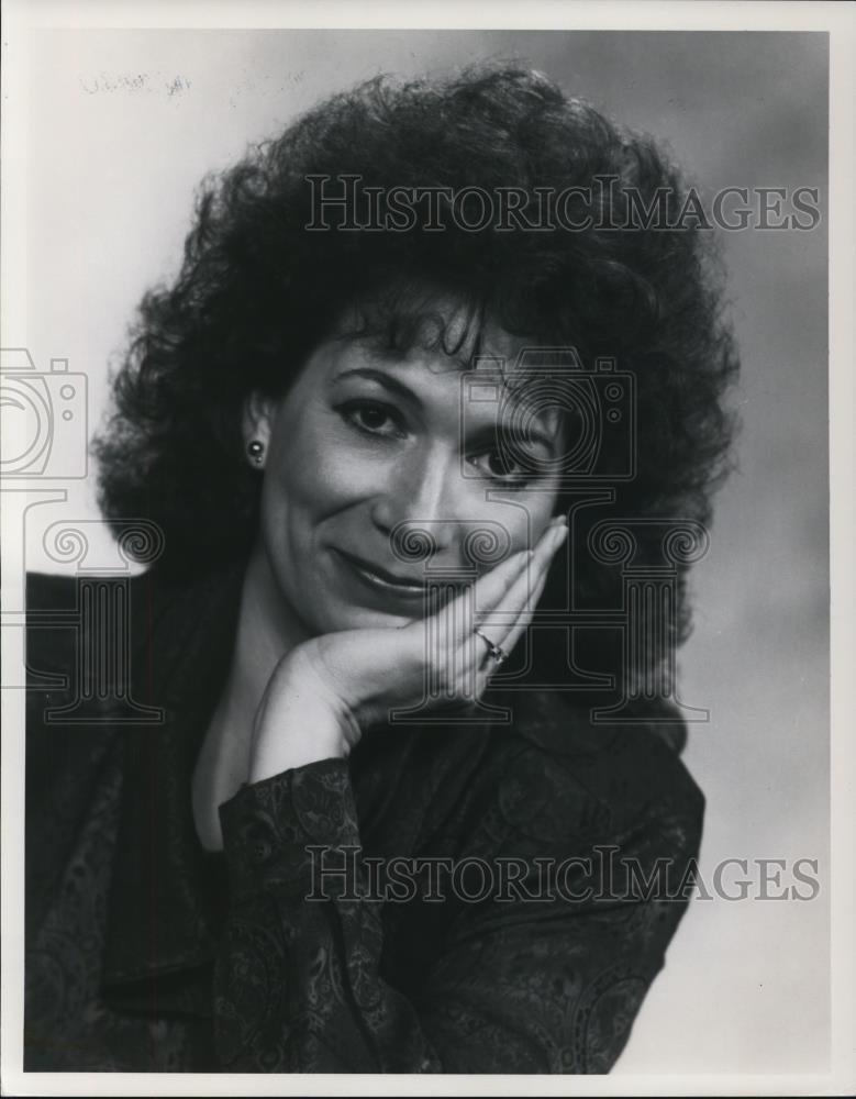 1991 Press Photo Leslie Morgan Soprano Opera Singer Cleveland Opera - cvp47004 - Historic Images