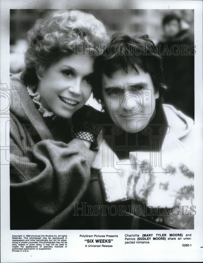 1983 Press Photo Movie Six Weeks - cvp43257 - Historic Images