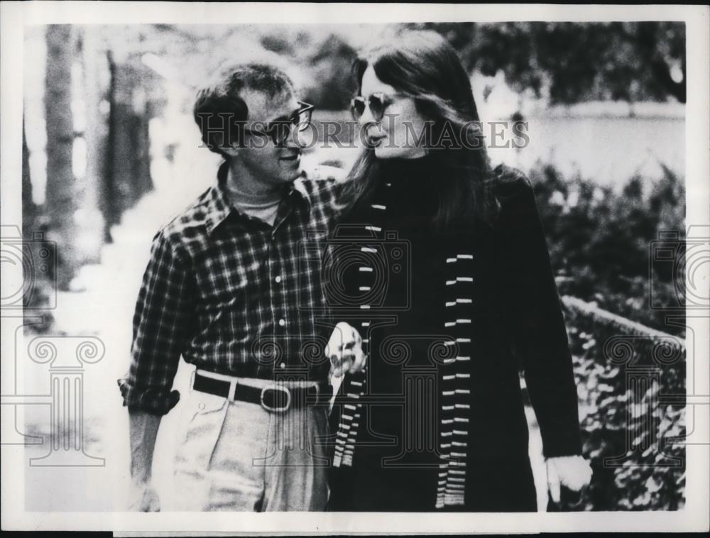 1977 Press Photo Woody Allen and Diane Keaton in Annie Hall - cvp53642 - Historic Images