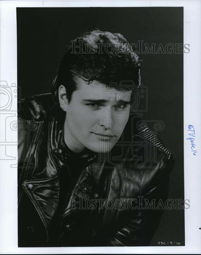 1990 Press Photo Peter DeLuise in 21 Jump Street - Historic Images