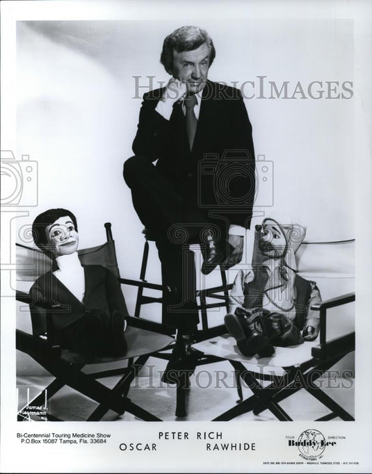 1976 Press Photo Peter Rich Oscar Rawhide Bi-Centennial Touring Medicine Show - Historic Images