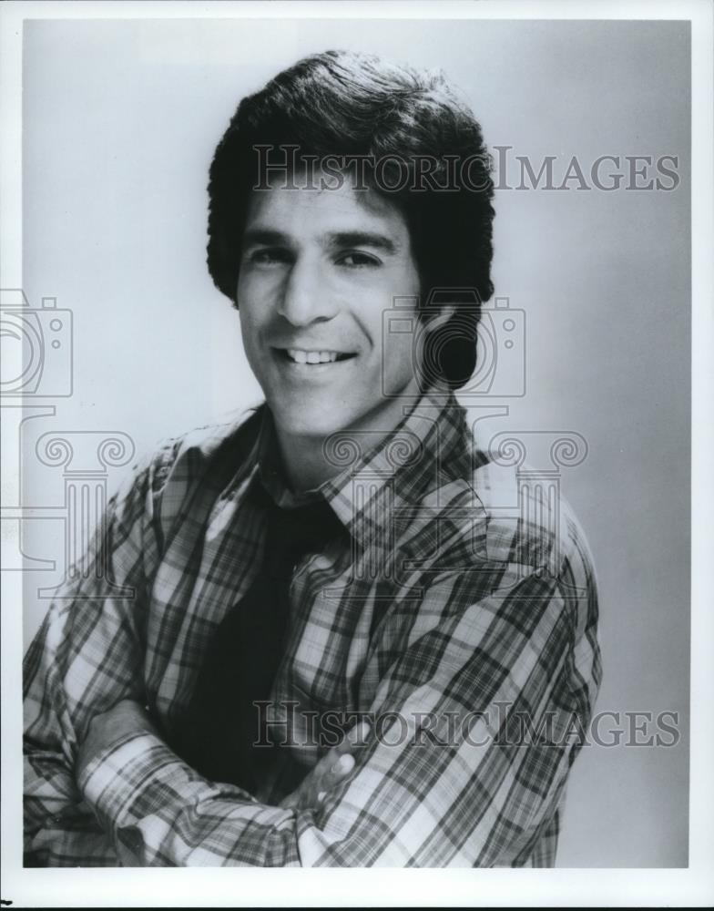 1983 Press Photo Michael Lembeck stars on The Love Boat and Fantasy Island - Historic Images