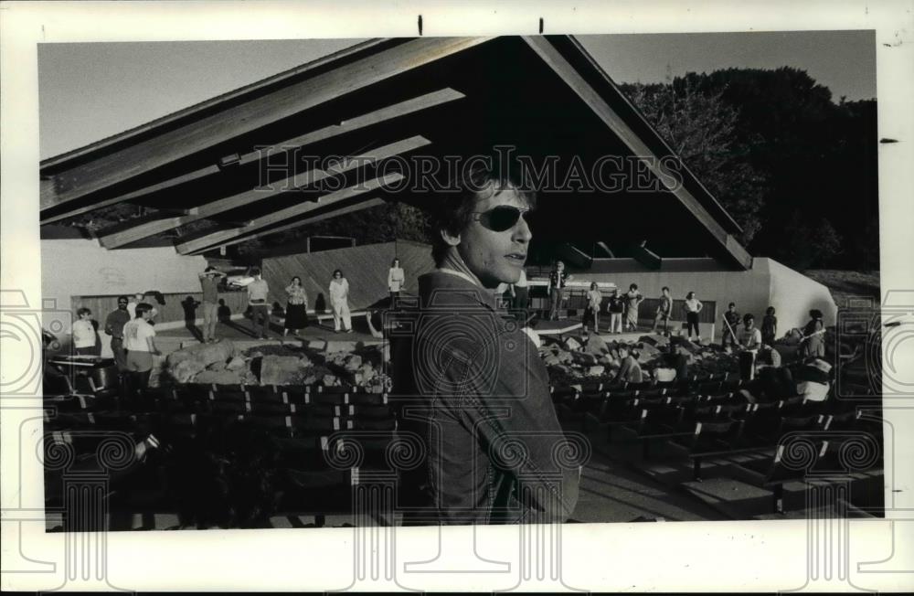 1985 Press Photo Producer James Levin at the Zoo Theater - Historic Images