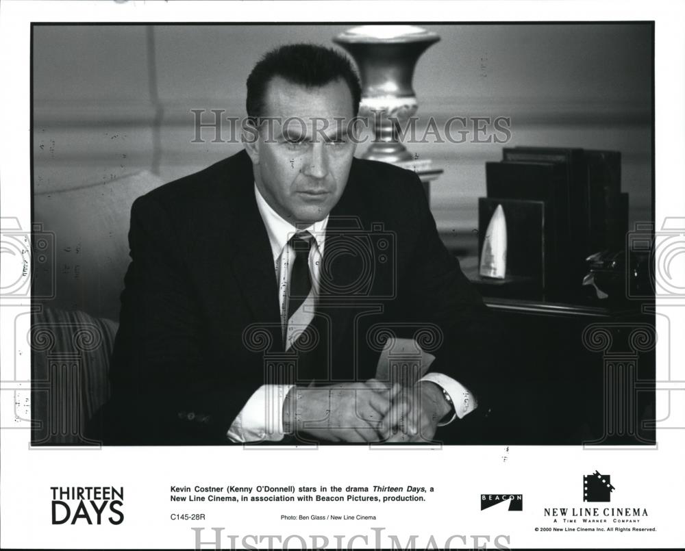 2000 Press Photo Kevin Costner in &quot;Thirteen Days&quot; - cvp42961 - Historic Images