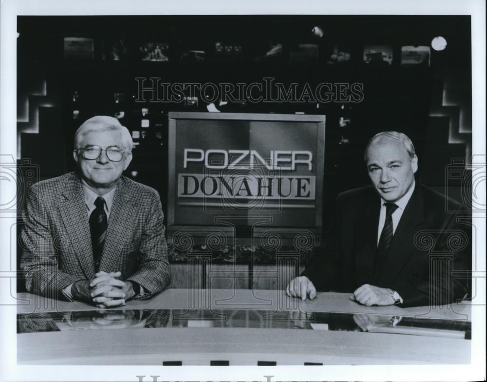 Undated Press Photo Phil Donahue and Vladimir Pozner in The Pozner/Donahue Show - Historic Images