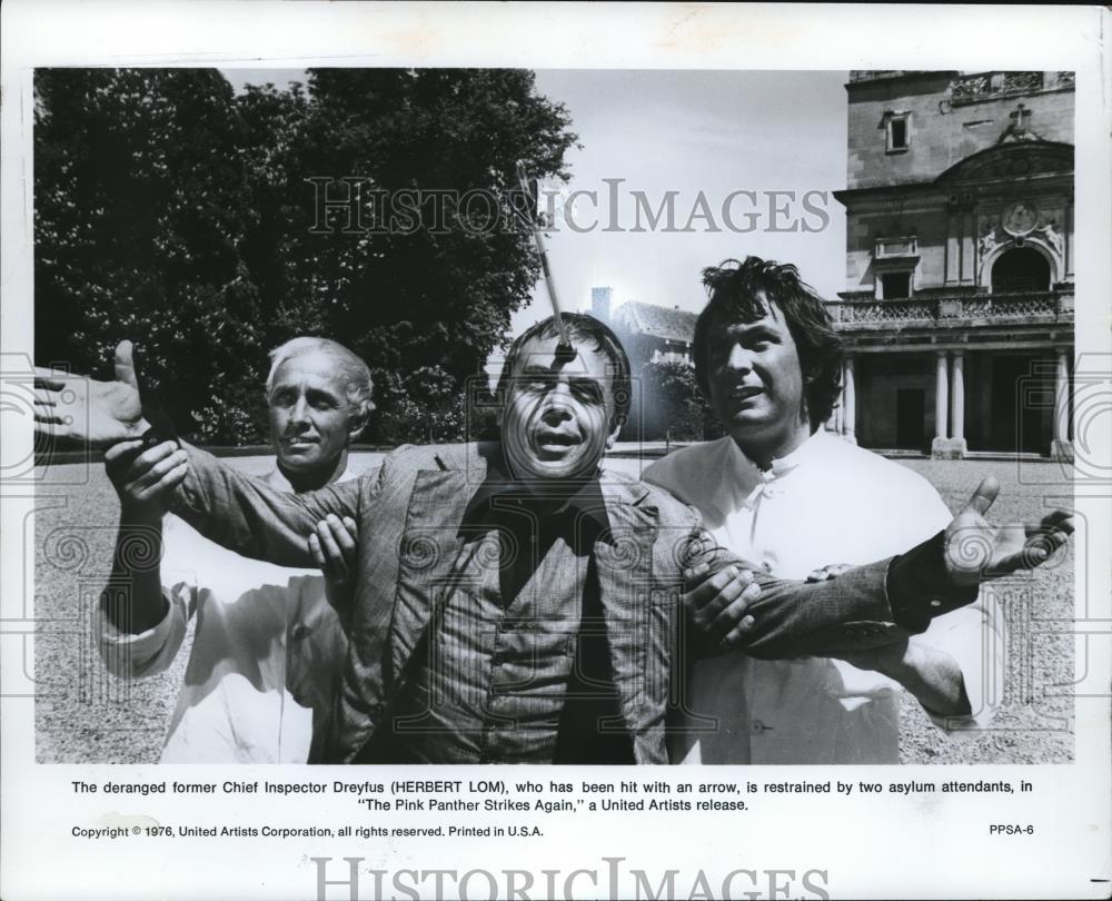 1977 Press Photo Herbert Lom stars in The Pink Panther Strikes Again - cvp56523 - Historic Images