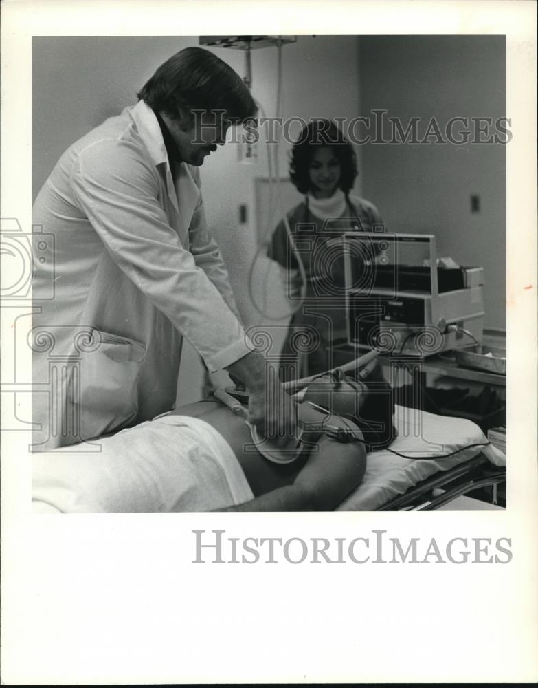 1980 Press Photo Allied Health, CC College, hospital equipment - Historic Images