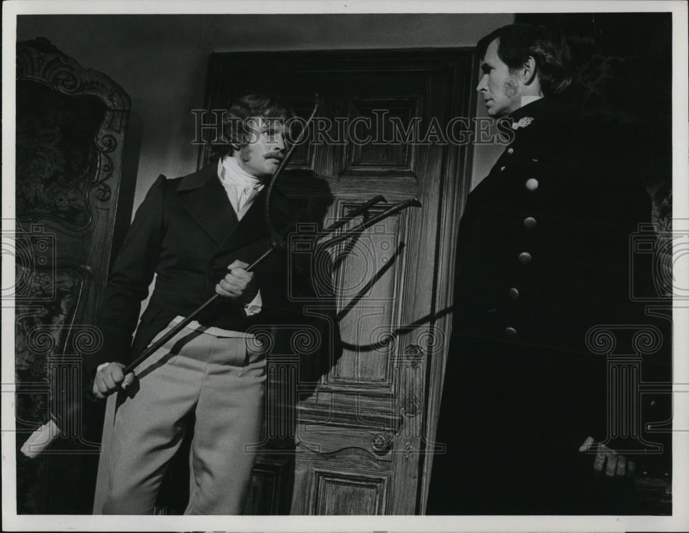 1978 Press Photo Richard Jordan and Anthony Perkins star in Les Miserables - Historic Images