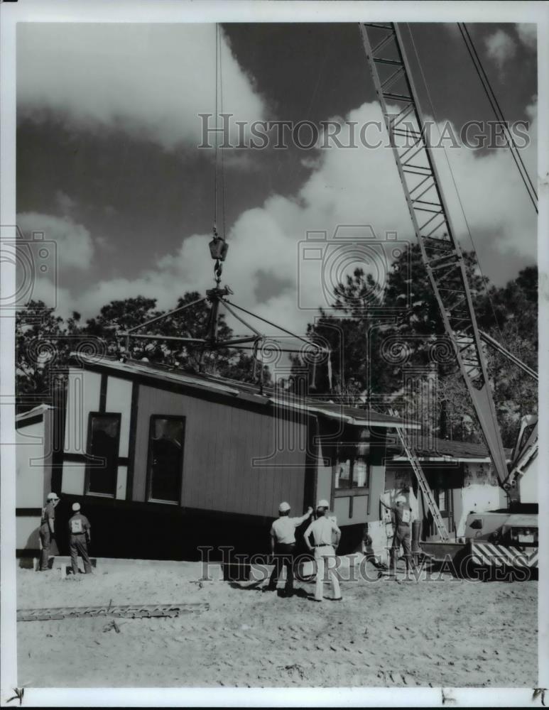 1985 Press Photo Home Prefabricated - Historic Images