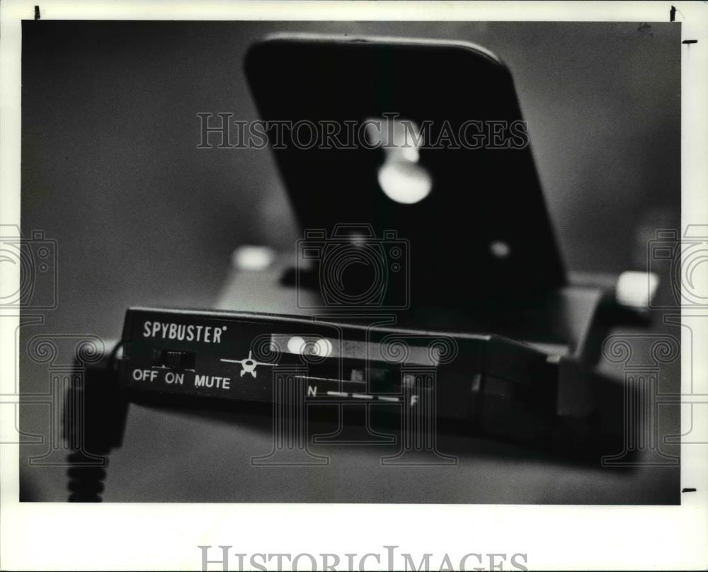 1989 Press Photo The Spybustre rats on the air&#39;s radar for driver violations - Historic Images