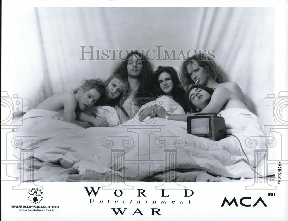 1991 Press Photo World Entertainment War - cvp41594 - Historic Images